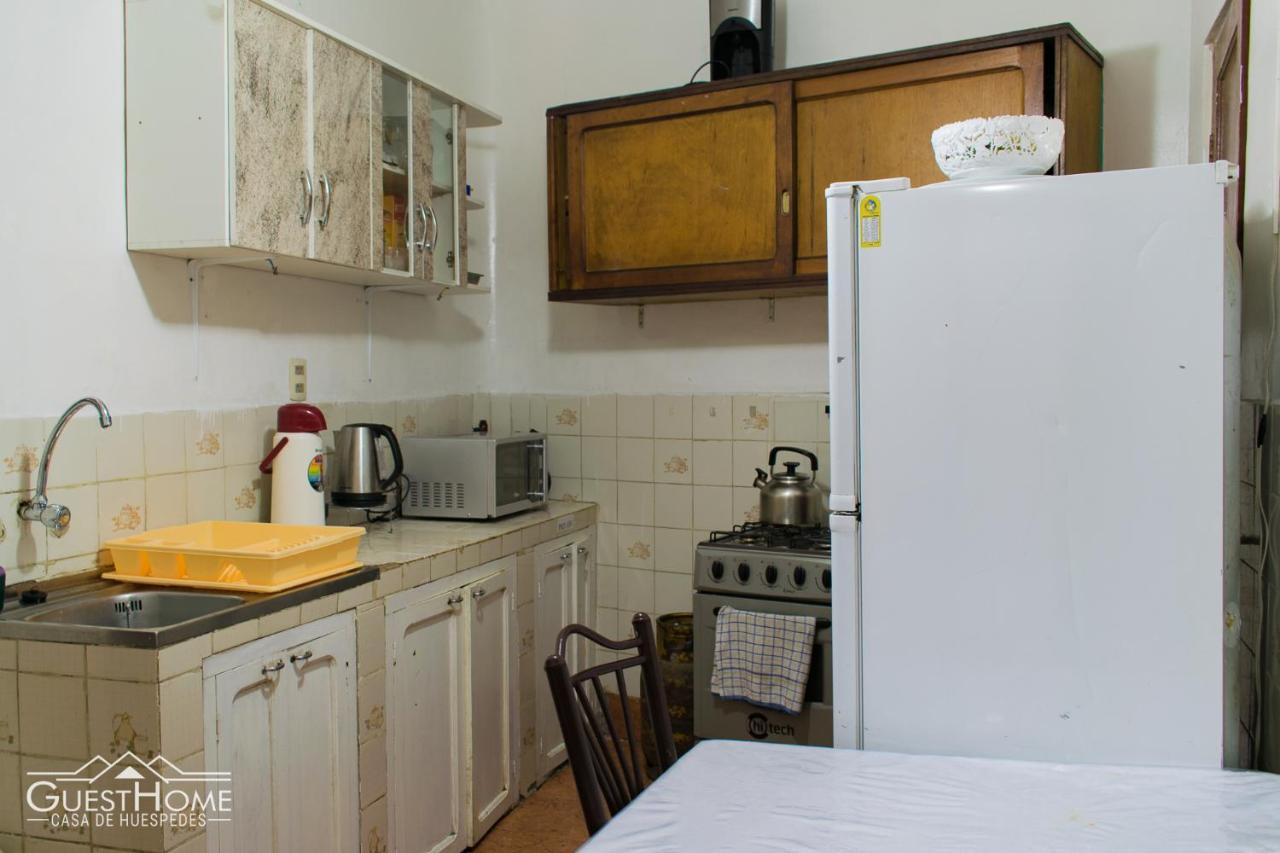 Guest Home B&B ลาปาซ ภายนอก รูปภาพ